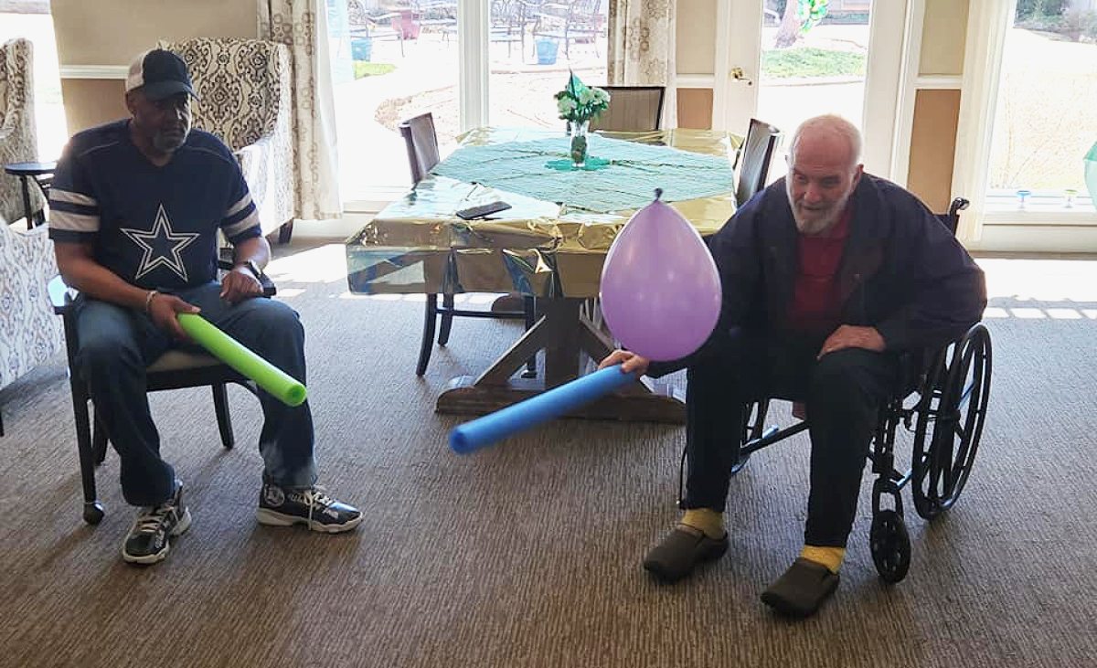 The Gardens | We provide assisted living in Oklahoma City that helps seniors who use mobility devices have fun!